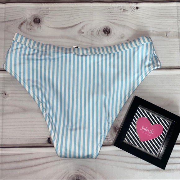 🦋LA HEARTS V FRONT CHEEKY BIKINI BOTTOM NWT - Picture 7 of 7